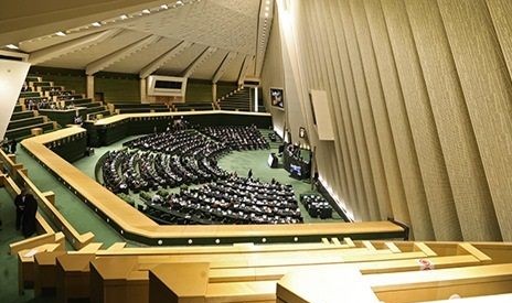 نمایندگان خانه ملت از پاسخ‌های وزیر اقتصاد قانع شدند