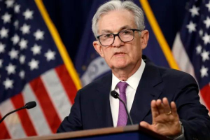 پاول: برای صحبت از کاهش نرخ بهره زود است