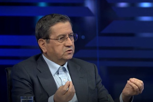وزیر اقتصاد: افزایش تولید و رشد اقتصادی، با شادابی بازار سرمایه محقق میشود/ حمایت از بورس پایدار است