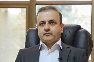 بازار ارز تجاری در میان مدت به کاهش نوسانات نرخ ارز منجر میشود